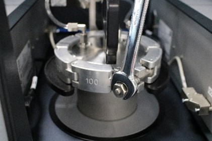 File:VSP-P1 Cleaning Printhead table 5.jpg